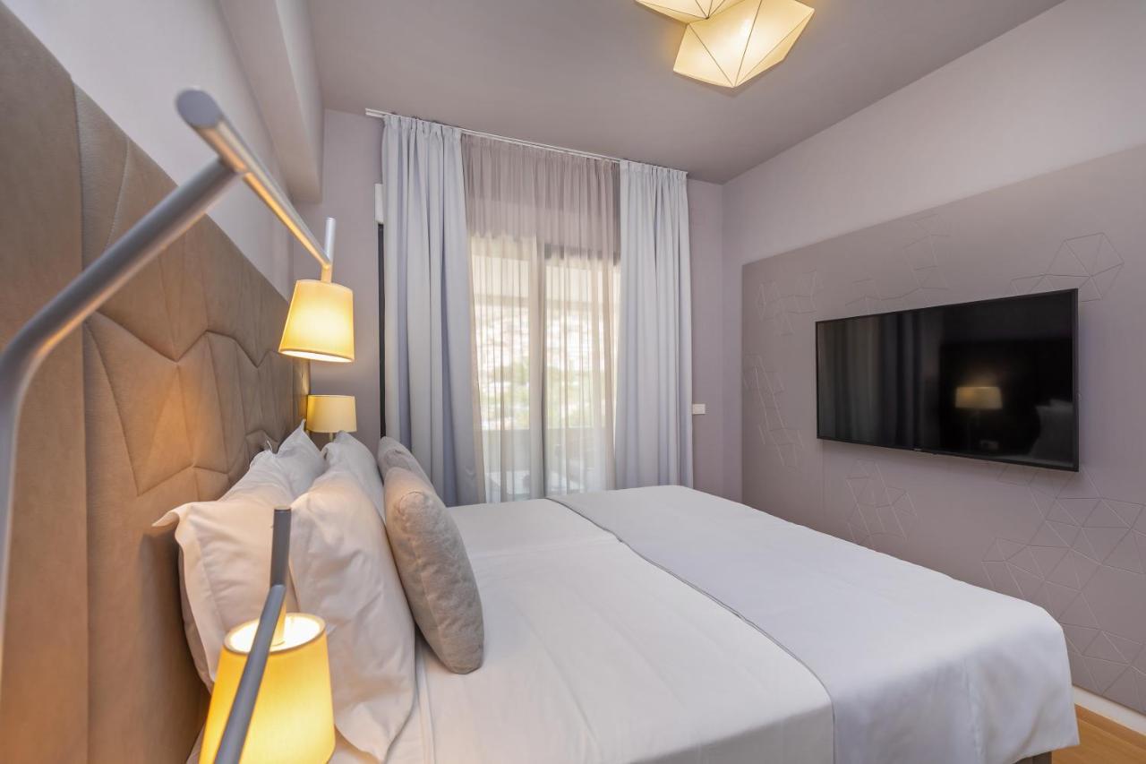 Apartment Porto'S ดูบรอฟนิก ภายนอก รูปภาพ